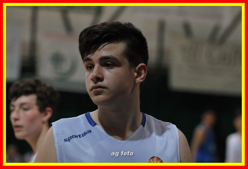 170407 basketU16 166_tn.jpg
